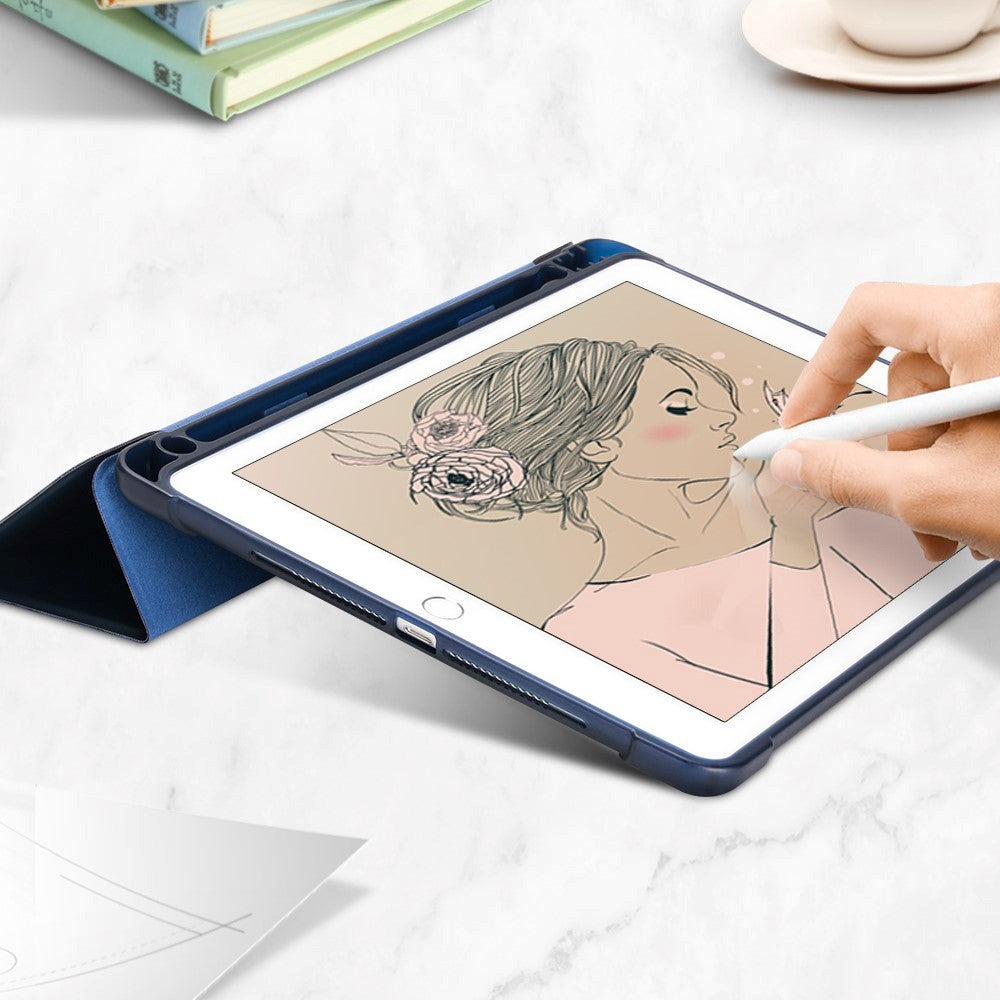 iPad 9.7" (2018 / 2017) / iPad Air / iPad Air 2 Tri-fold Fodral med Apple Pencil Hållare - Mörkblå