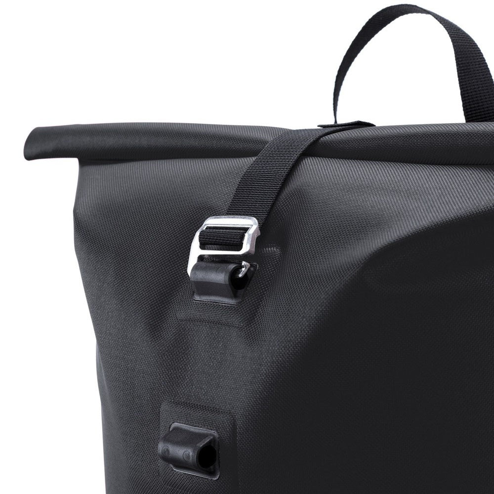 ORTLIEB Commuter-Daypack 21L Ryggsäck (50 x 30 x 15.5cm) - Svart