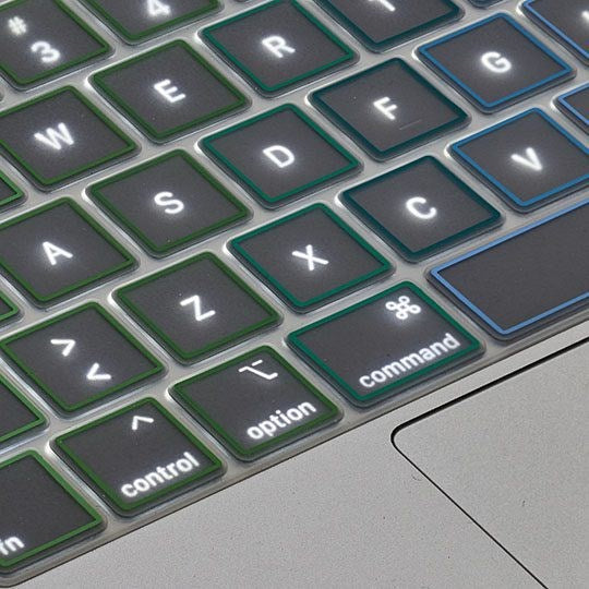 Philbert MacBook Pro 13" TB (2022 / 2020) / 16" TB (2019) Tangentbordsskydd med Europeiskt Tangentbord - Transparent / Regnbåge