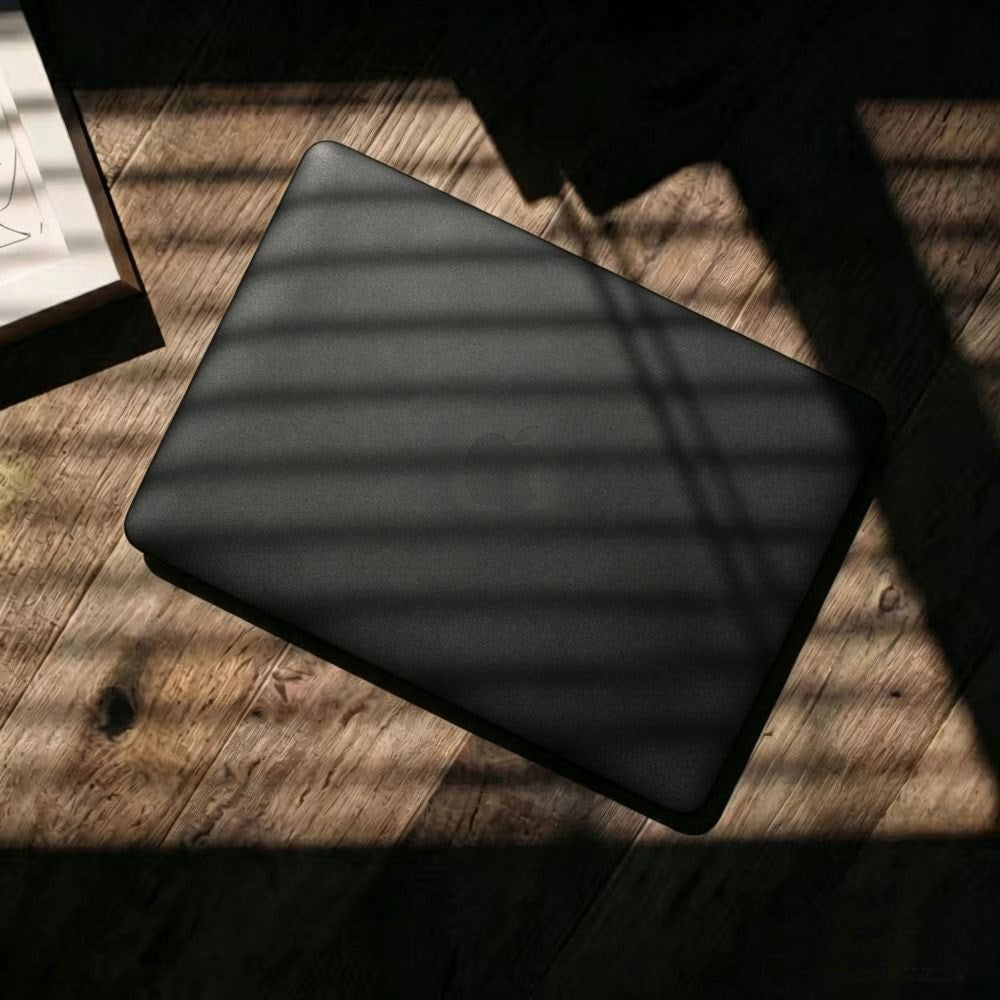 MacBook Pro 14 M5/M4/M3/M2/M1 (2026-2021) Tech-Protect Softshell Skal - Matt Svart