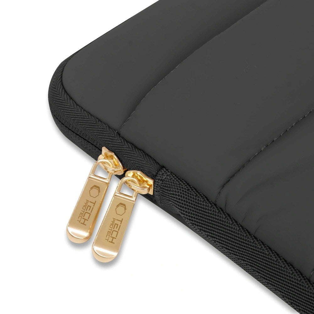 Tech-Protect Fluffy MacBook / Laptop 13-14" (25 x 35 cm) Sleeve med Extra Blixtlåsficka - Svart