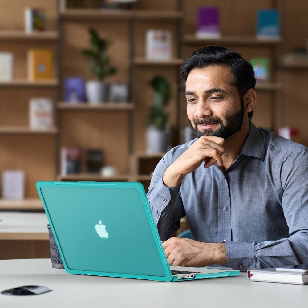 MacBook Air 15" M2/M3/M4 (2023-2025) Hårdplast Skal - Transparent / Blå