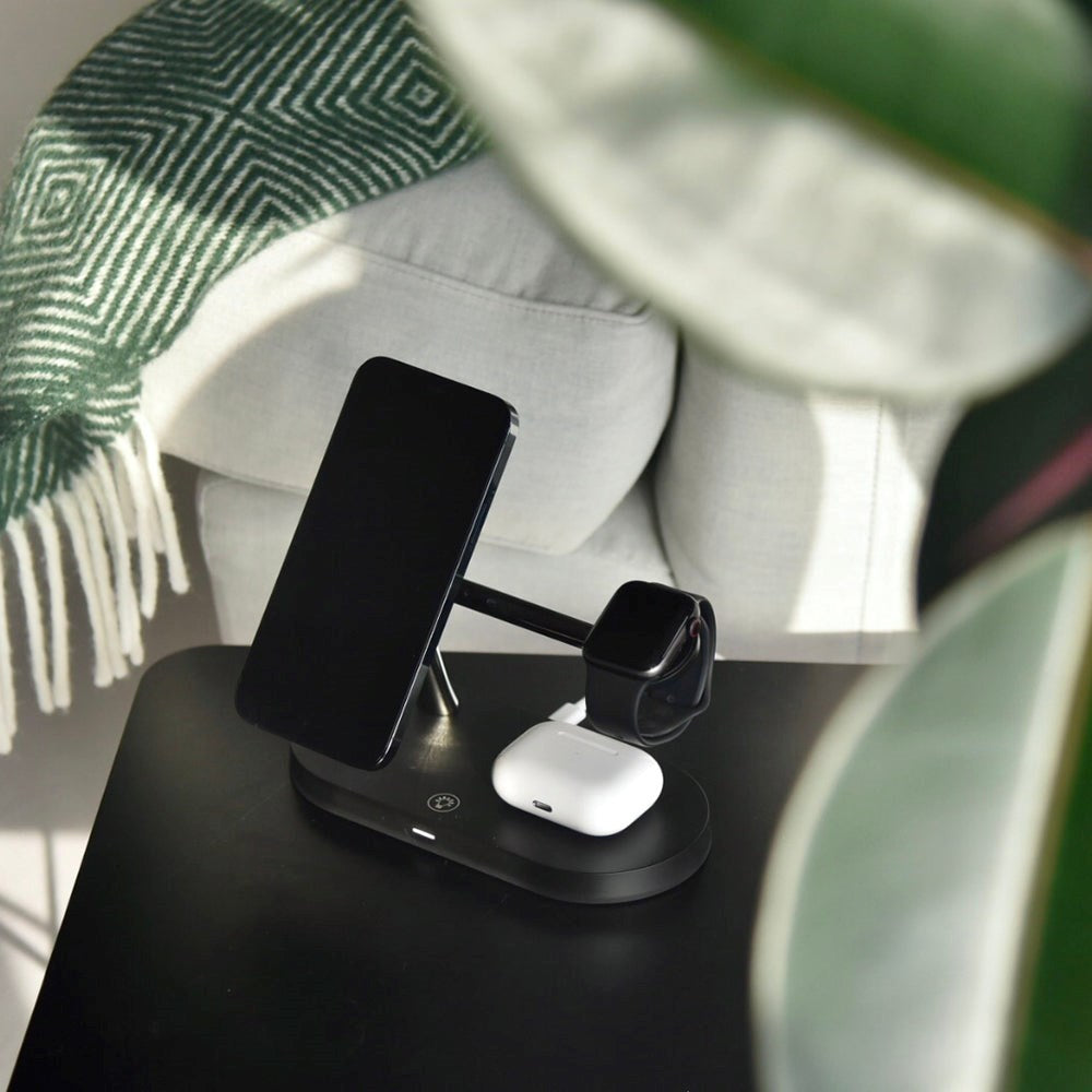 Tech-Protect A12 3-i-1 Trådlös Laddare 15W med Inbyggd LED-lampa - Svart