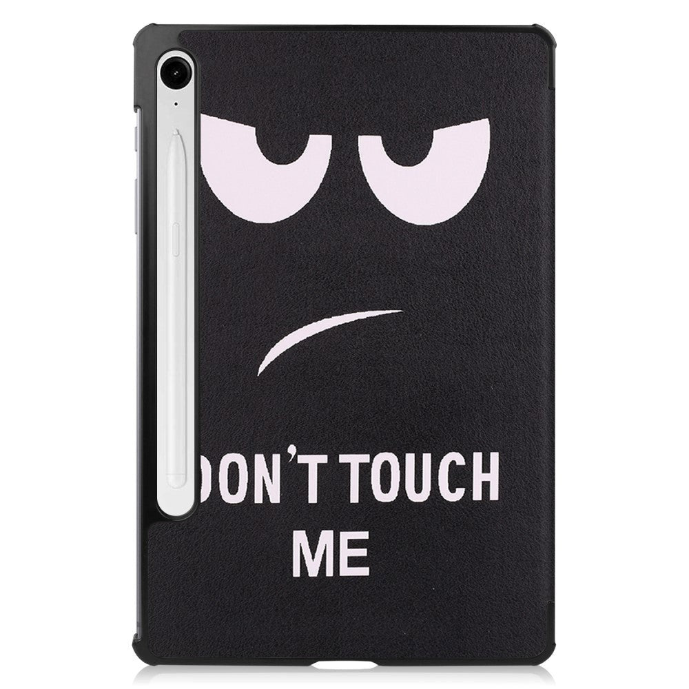 Samsung Galaxy Tab S10 FE / S9 FE Tri-Fold Konstläder Fodral med Pennhållare - "Don't Touch Me"