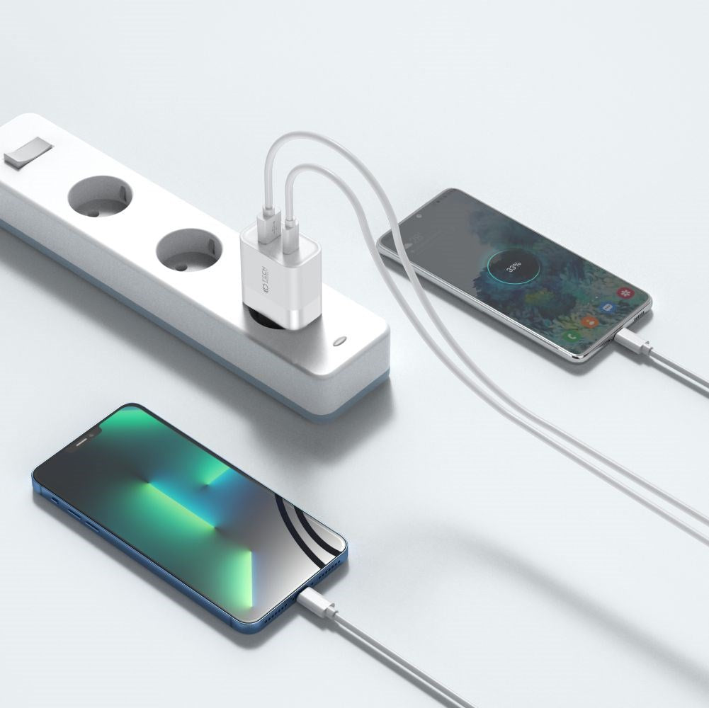 Tech-Protect 30W Väggladdare med 1 X USB-C och 1 X USB-A - Vit