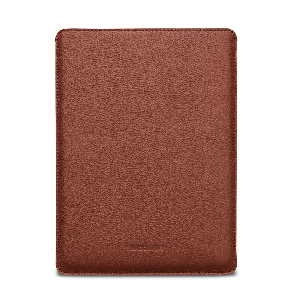 MacBook Neo 13 A18 Pro (2026) Woolnut Leather Sleeve - Brun