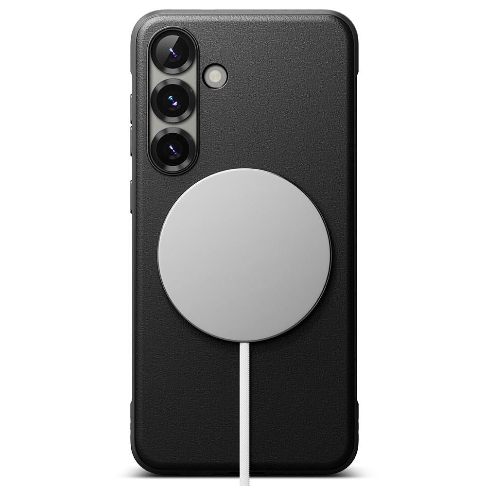 Samsung Galaxy S25 - Ringke Onyx Plast Skal - MagSafe Kompatibel - Svart