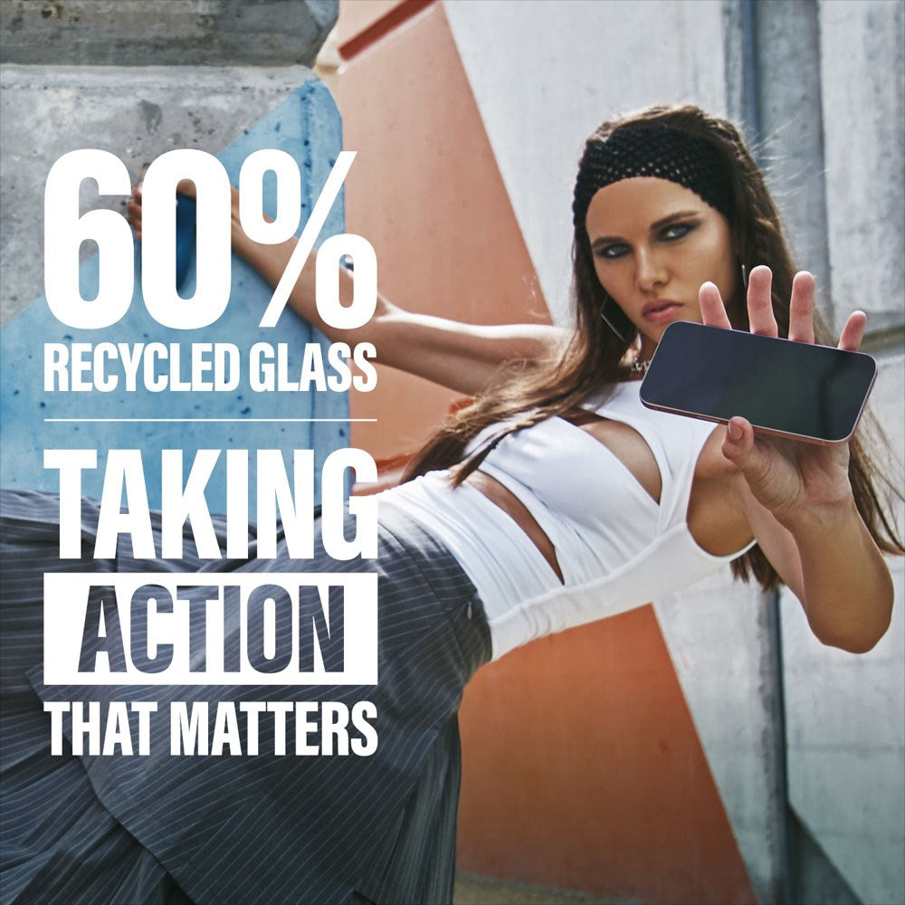 SAFE by PanzerGlass iPhone 16e / 14 / 13 / 13 Pro Ultra-Wide Fit Skärmskyddsglas - Privacy Funktion - Genomskinlig