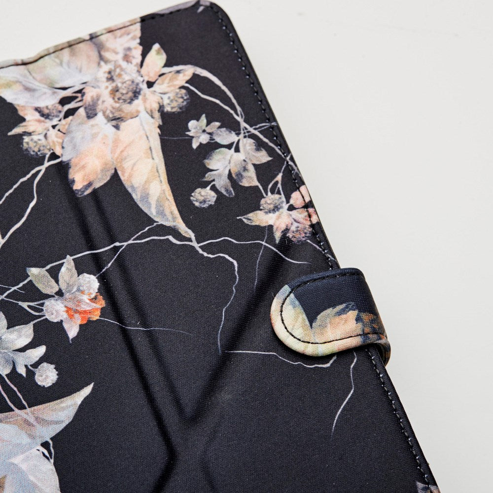 Trunk Universellt Flip Fodral (24.5 x 17.5 x 1 cm) - Black Flower
