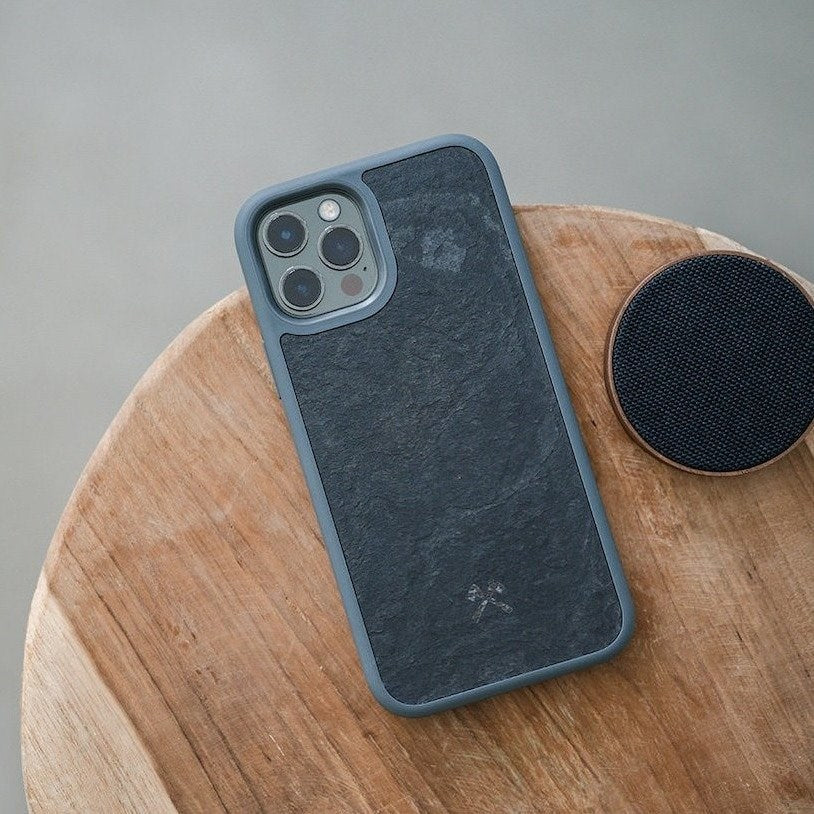 iPhone 13 Mini Woodcessories Bumper Skal Sten - MagSafe-kompatibelt - Camo Grey