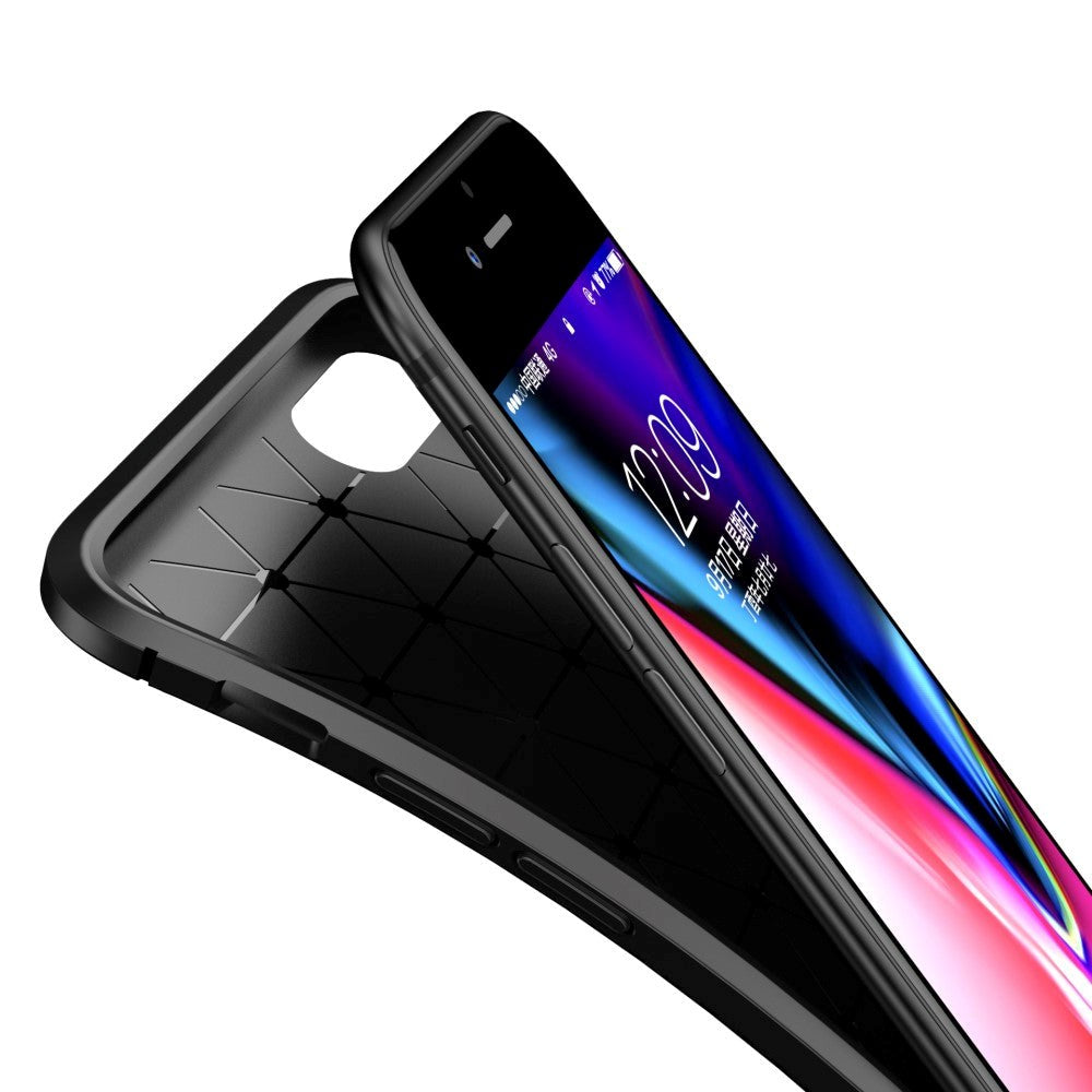 iPhone SE (2022/2020) / 8 / 7 Skal Kolfiber Flexibel Plast - Svart