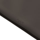 Holdit Lackläder Sleeve för MacBook / Laptop 14" (34,2 x 24,2 cm) - Svart