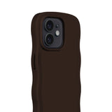 Holdit iPhone 12 / 12 Pro Wavy Skal - Chocolate