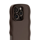 Holdit iPhone 16 Pro Wavy Skal - Chocolate