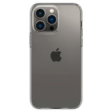 iPhone 14 Pro Spigen Liquid Crystal Skal - Transparent