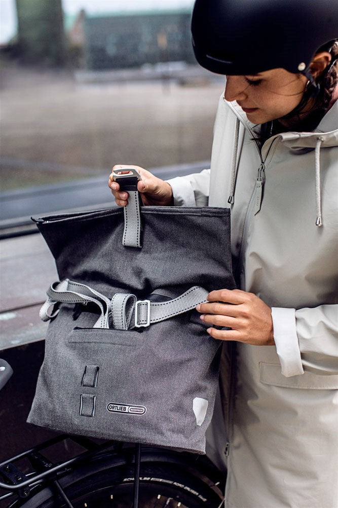 ORTLIEB Twin-City 9L 2-i-1 Cykelväska & Axelväska (30 x 39 x 12 cm) - Grå