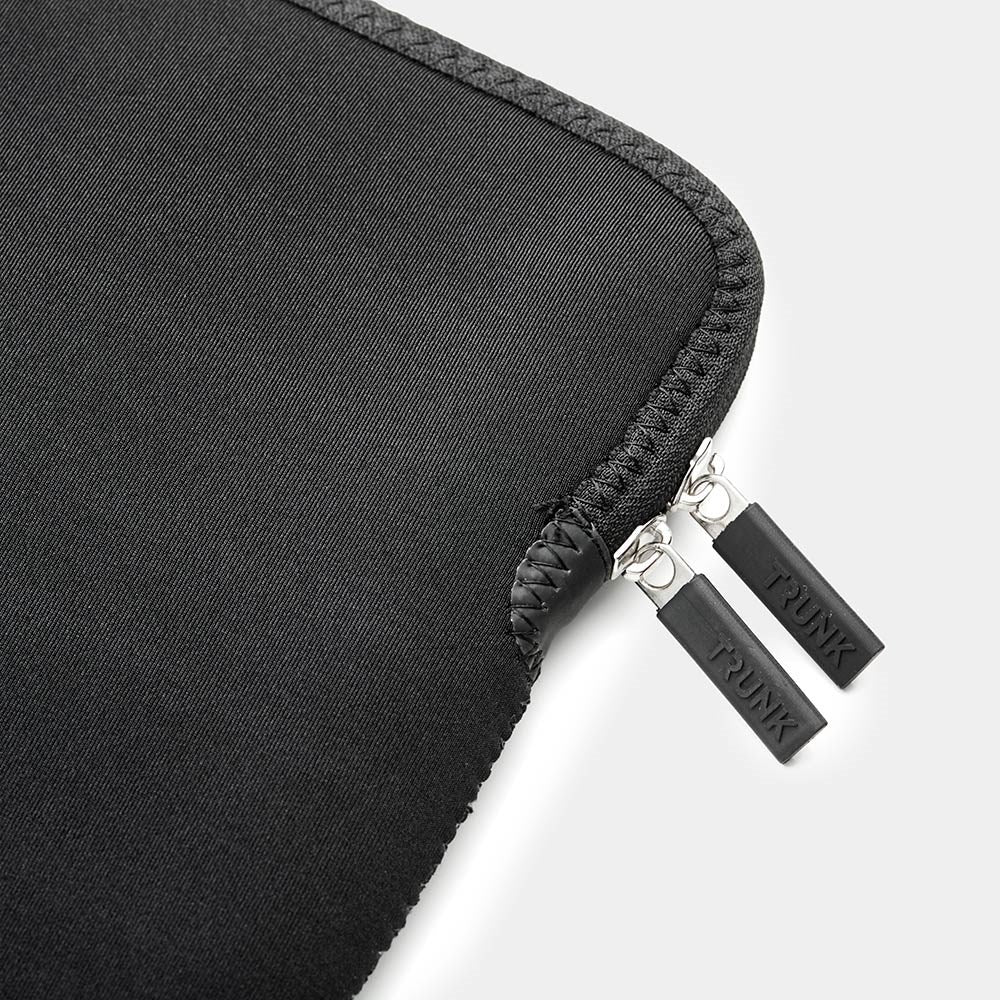 Trunk Neopren Sleeve till Laptop 13,3" (33 x 23,5 x 2 cm) - Black