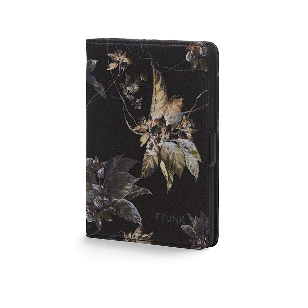Trunk Kindle Paperwhite (2024) Fodral - Black Flower