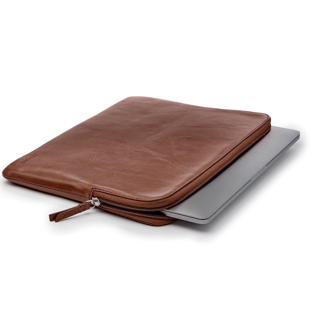 Trunk Äkta Läder Sleeve till MacBook 13" (32 x 23 x 2 cm) - Brown