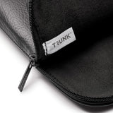 Trunk Veganskt Läder Sleeve till Macbook 13" (30,5 x 22 x 2 cm) - Black Apple Peel