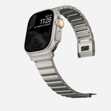 Apple Watch (42/44/SE/45/46/49mm) Tech-Protect Steelband Stål Klockarmband - Titanium