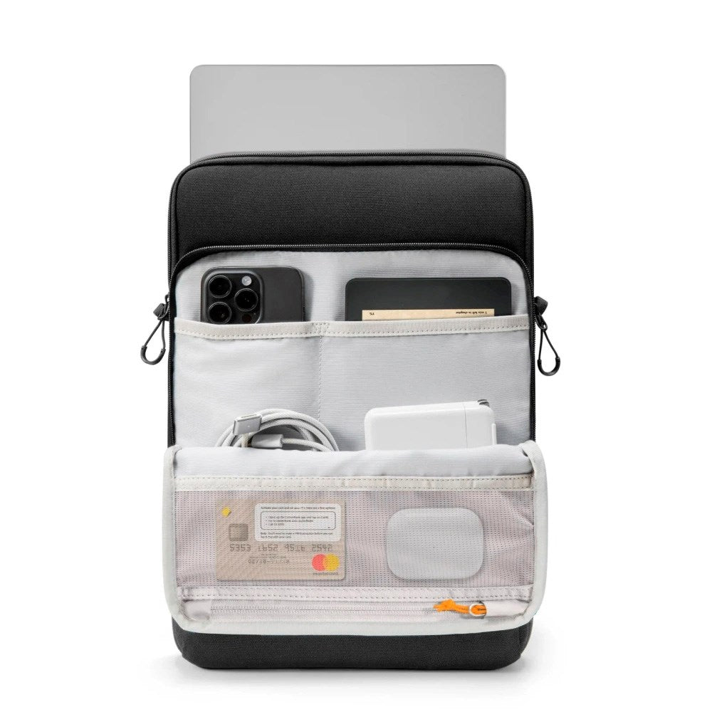 Tech-Protect Defender Universal Dator Väska - 34 x 23.5 x 4 cm - Svart