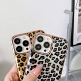 iPhone 14 Pro Skal Flexibel Plast - Leopardmönster - Röd