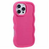 iPhone 16 Pro Max EIDERWOOD Flexibelt Plast Wavy Skal - Pink