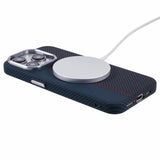 EIDERWOOD Mönstrad Carbon Skal - iPhone 13 Pro - MagSafe Kompatibel - Dark Colored Pattern