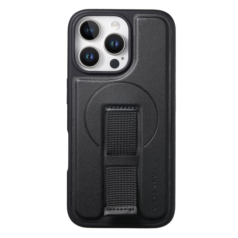 iPhone 13 Pro Hård Plast Skal m. Konstläder Baksida & Fingerrem - MagSafe Kompatibel - Svart