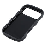 EIDERWOOD iPhone 17 Pro Flexibelt Plast Wavy Skal - Svart
