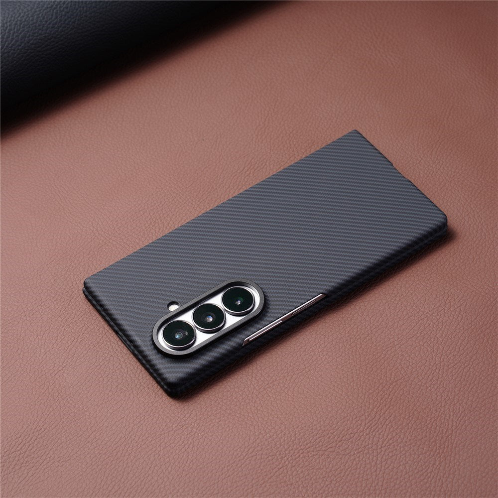 Samsung Galaxy Z Fold8 Hårt Plast Carbon Skal - MagSafe Kompatibel - Svart