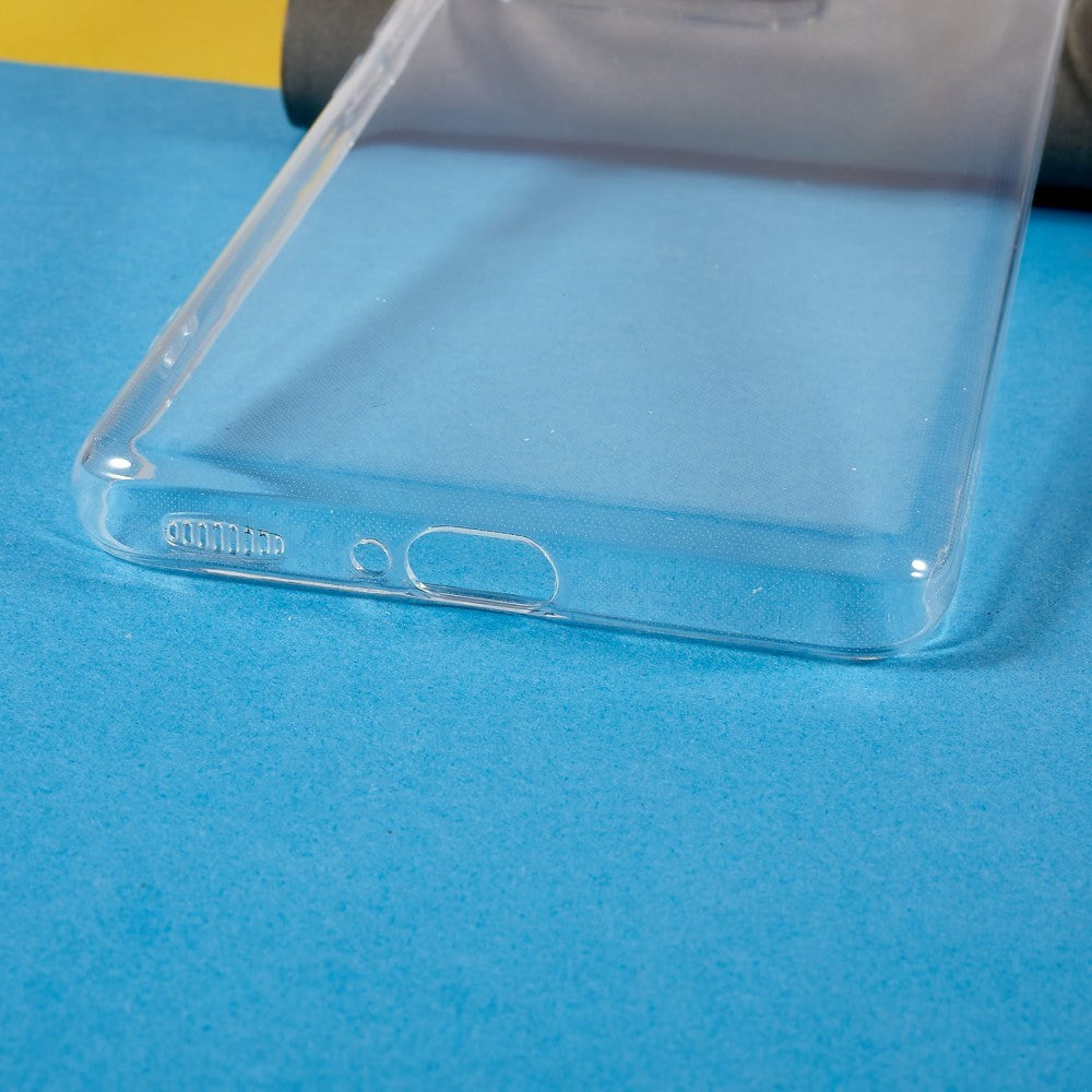 Xiaomi 13 Flexibel TPU Plast Skal - Genomskinlig