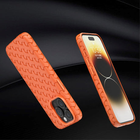 iPhone 15 Flexibelt Plastskal - Flätad Textur - Orange