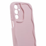 EIDERWOOD Samsung Galaxy S23 FE Flexibelt Plast Skal med Vågiga Kanter - Rosa