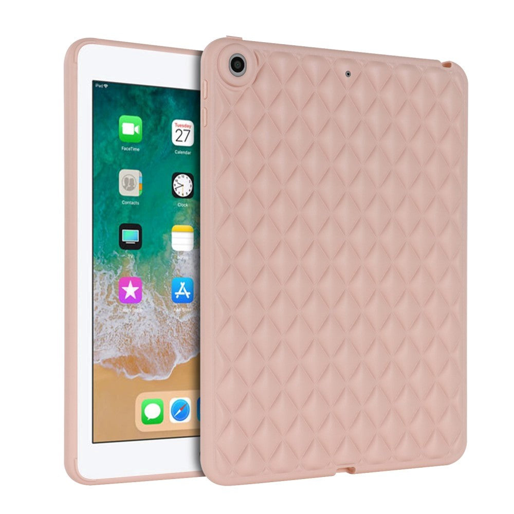 iPad 9.7" (2018-2017) / iPad Air / iPad Air 2 Skal Flexibel Plast - Romb-design - Rosa