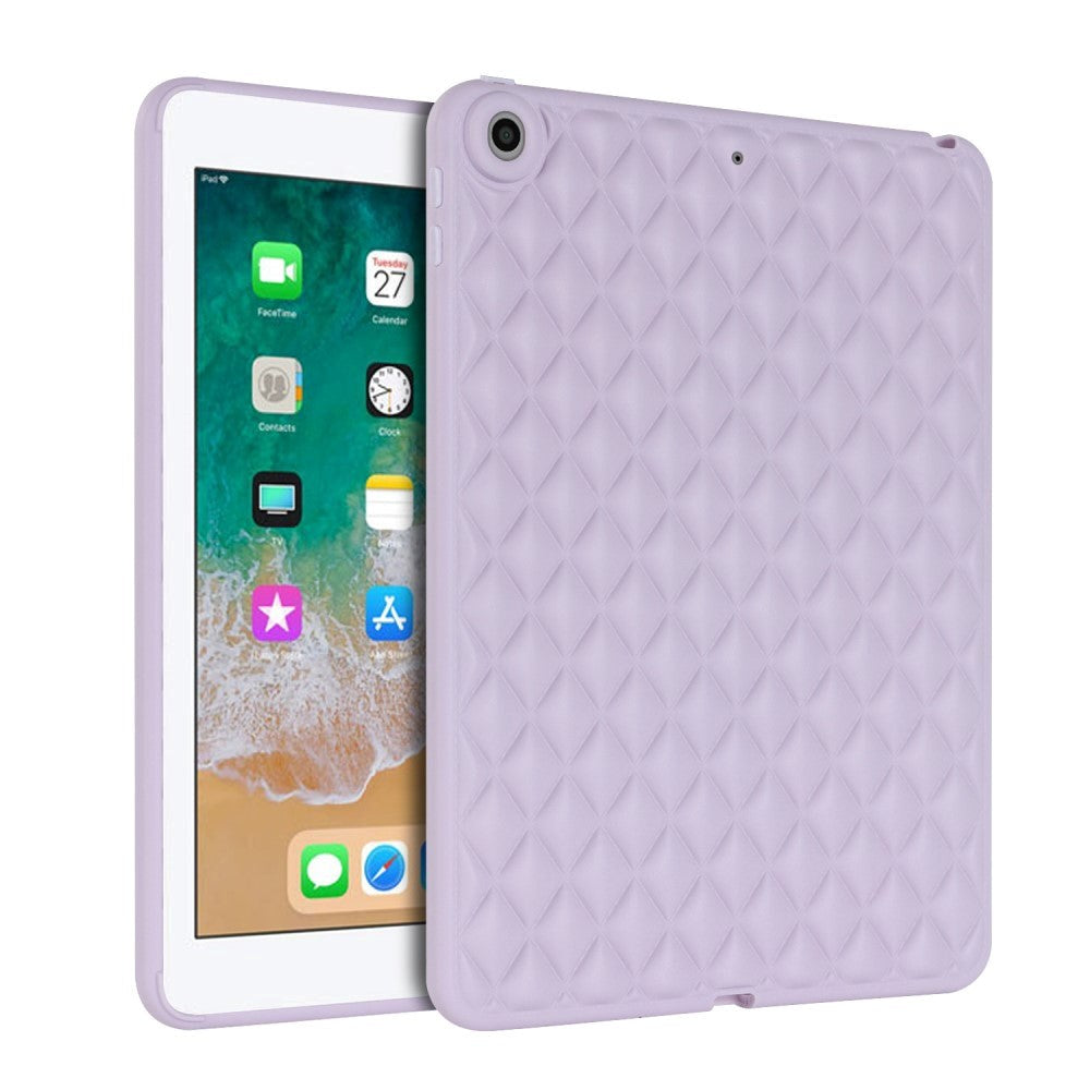 iPad 9.7 (2018-2017) / iPad Air 2 Flexibelt Plast Skal - Rhombe Design - Lila