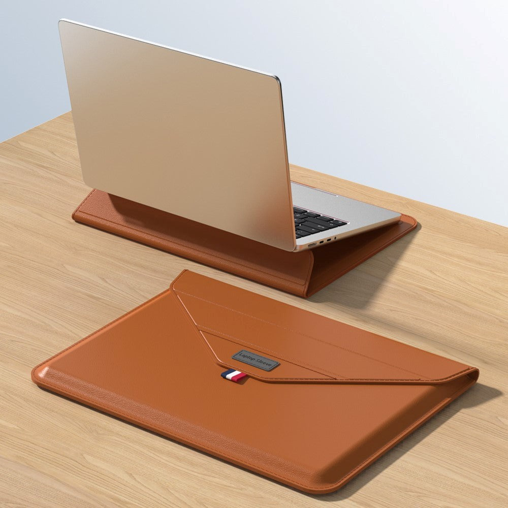 Bärbar Dator / MacBook-Sleeve 13-14" (32 x 24 cm) med Tri-fold Stand Function - Brun