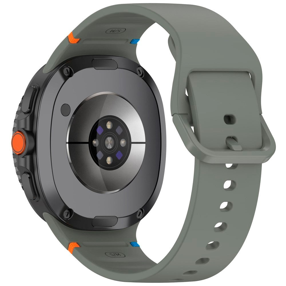 EIDERWOOD Samsung Galaxy Watch 8 / 8 Classic (40 / 44 / 46mm) Silikon Rem m. Söm - Army Green
