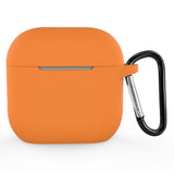 Apple AirPods (4. Gen.) Silikonskydd med Karbinhake - Orange