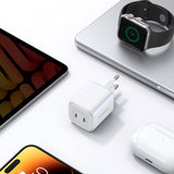 Ugreen PD 45W USB-C GaN Snabbladdare för Vägg med 2 x USB-C - Vit