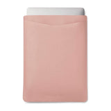 Philbert UltraSlim Vegansk Läder Sleeve med Rem för MacBook / Laptop 15" (35,5 x 25 x 2 cm) - Rosa