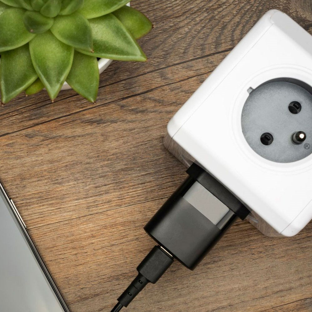 Fixed 20W USB-C PD Snabbladdare för Vägg med USB-C till Lightning-Kabel - Svart