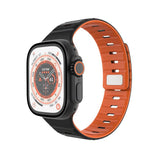 Apple Watch (42/44/SE/45/46/49mm) Fixed Magnetiskt Silikonarmband - Svart / Orange