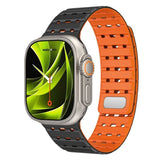 Apple Watch (42/44/SE/45/46/49mm) Mobile Origin Magnetiskt Silikonarmband - Svart / Orange