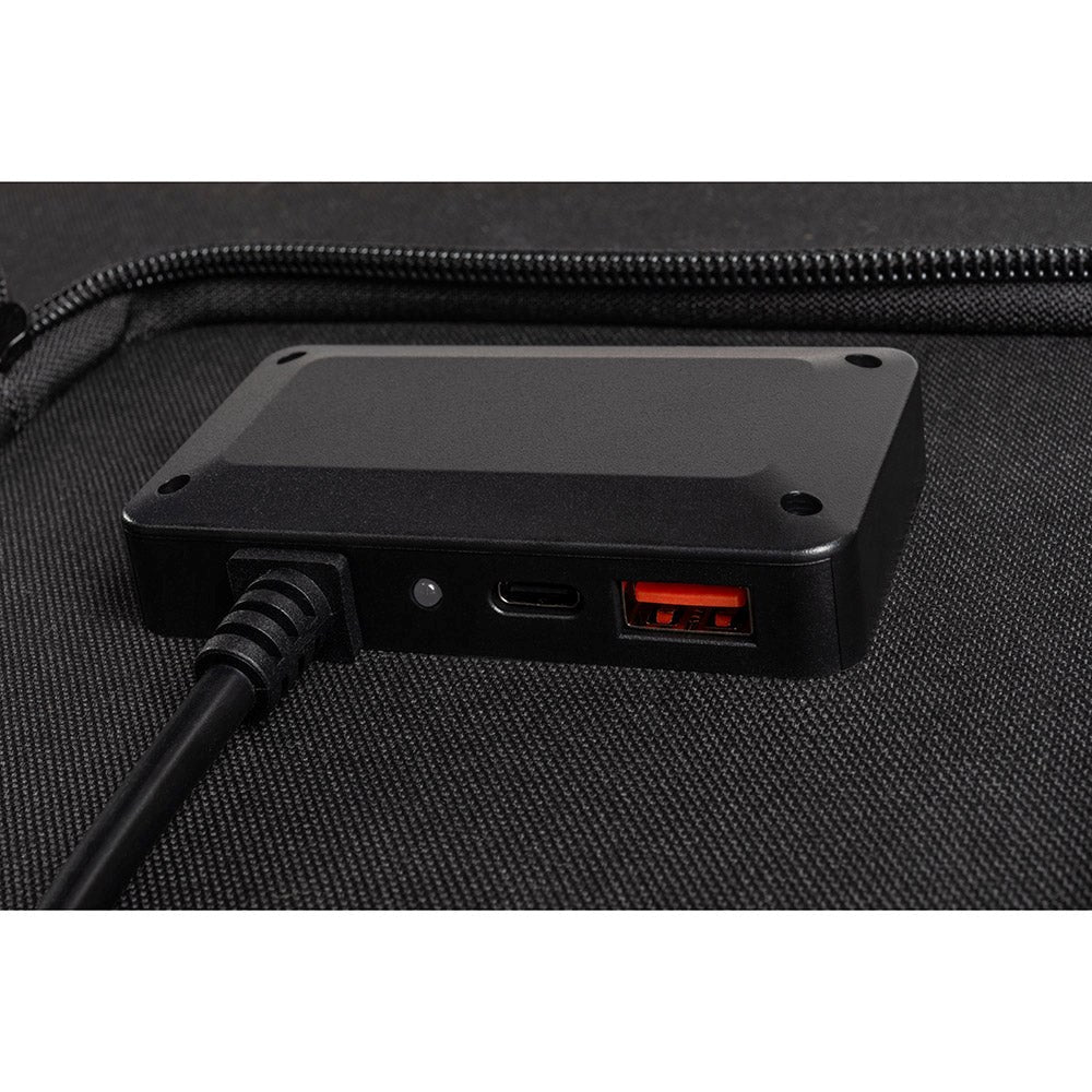 Xtorm 200W Solpanel - 2 x USB-C, 2 x USB-A , 2 x 5.5mm DC & 2 x MC4 - Svart