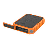 Xtorm Rugged Powerbank 18W - 2 x USB-A QC & 1 x USB-C PD - 10 000 mAh - Svart / Orange