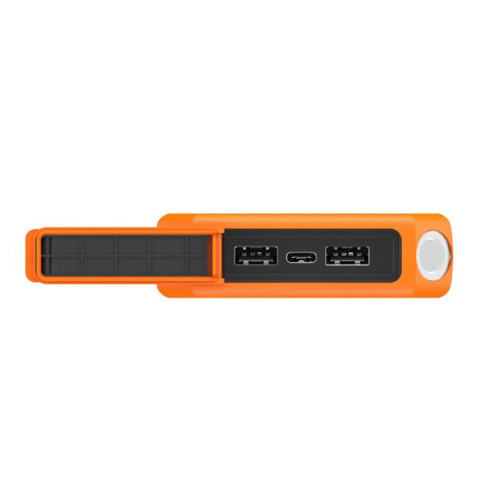 Xtorm Rugged Powerbank 18W - 2 x USB-A QC & 1 x USB-C PD - 10 000 mAh - Svart / Orange