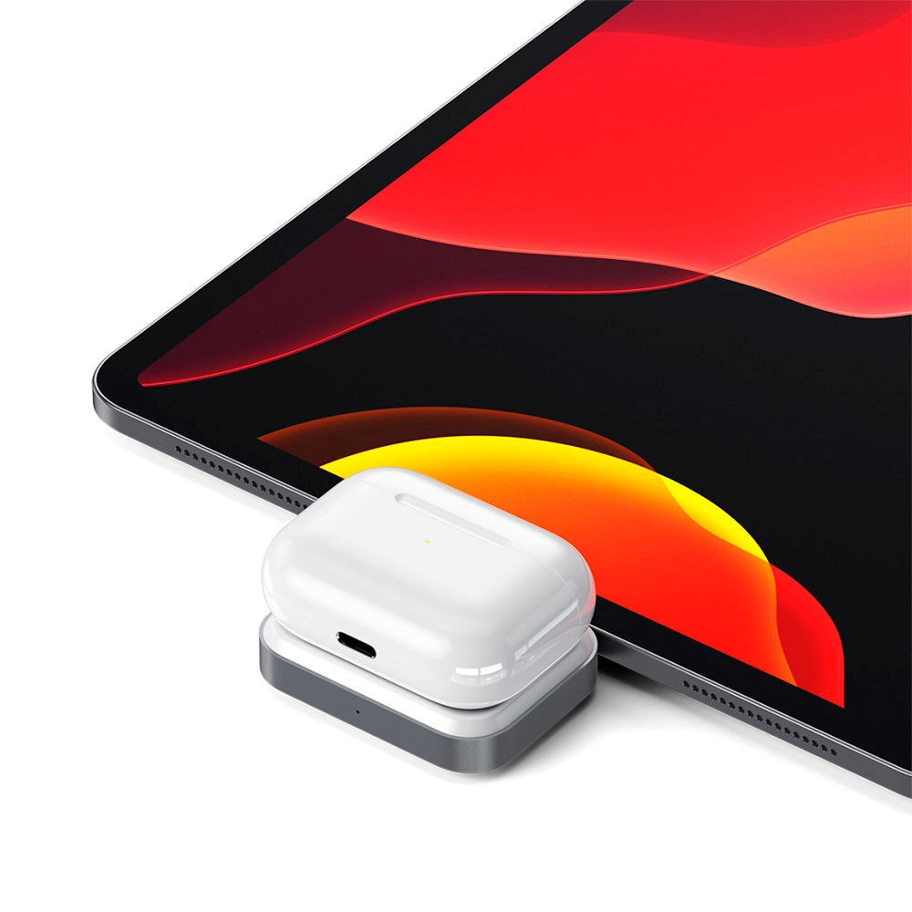 Satechi 5W Trådlös Laddare för Apple Airpods & Apple Watch - Vit / Silver