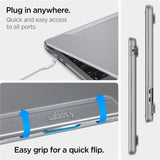 MacBook Air 15 M2 / M3 (2023 - 2024) Spigen Thin Fit Skal - Crystal Clear